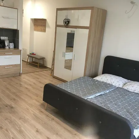 Perfekt Apartman شقة