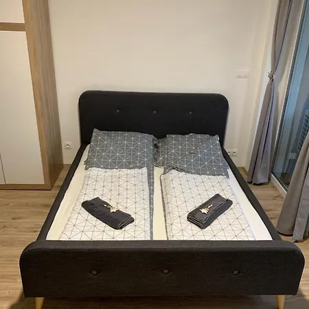 Perfekt Apartman شقة بالاتونفوريد